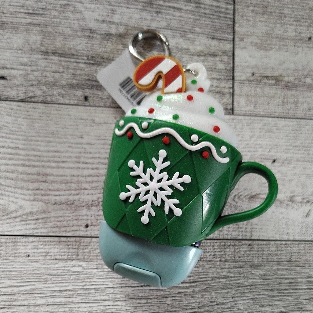 Bath & Body Works Hot Cocoa Snowflake Pocketbac Holder & Sanitizer NWT